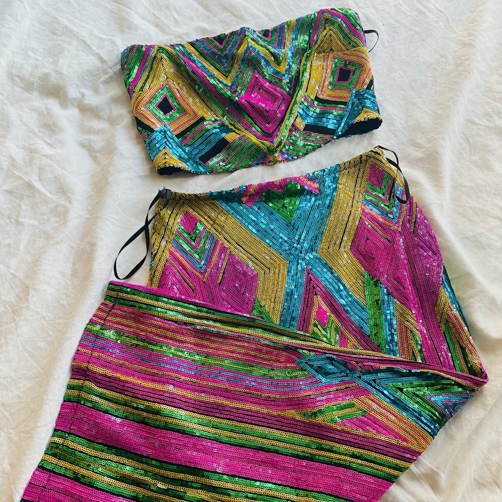 Cute colorful fashion nova 2 piece set. Soft sequin stretchy